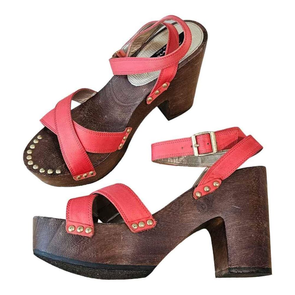 Nina Coral Satin Wood Ankle Wrap Platform Heel Shoes 9M
